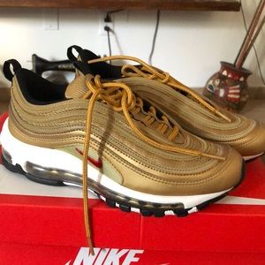 Gold Air max 97